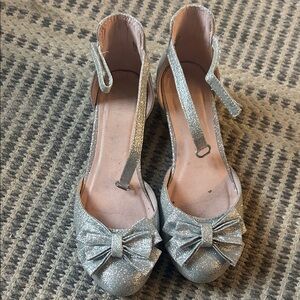 Kelly & Katie Sparkly Silver Kids Dress Shoes